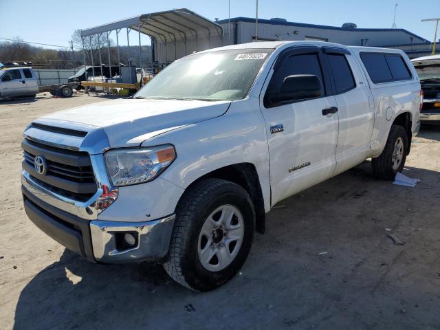 5TFRY5F10FX184661 - 2015 TOYOTA TUNDRA DOUBLE CAB SR/SR5 WHITE photo 1