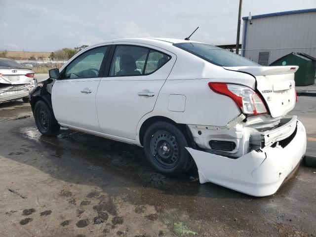 3N1CN7AP0HL819028 - 2017 NISSAN VERSA S WHITE photo 2