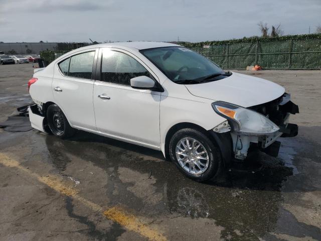 3N1CN7AP0HL819028 - 2017 NISSAN VERSA S WHITE photo 4