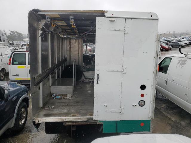 4UZAC2DV6ECFV2040 - 2014 FREIGHTLINER CHASSIS M LINE WALK-IN VAN WHITE photo 6