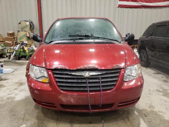 1A4GP45R96B610818 - 2006 CHRYSLER TOWN & COU RED photo 5