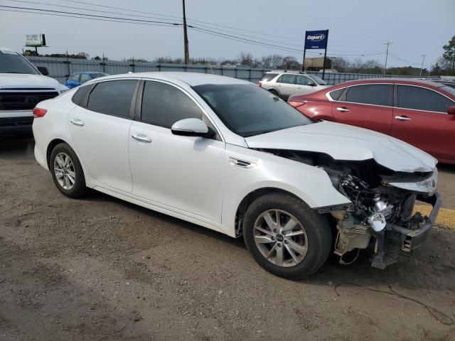 5XXGT4L34JG183373 - 2018 KIA OPTIMA LX WHITE photo 4