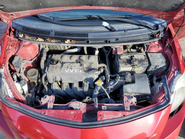 JTDBT923284036322 - 2008 TOYOTA YARIS RED photo 11