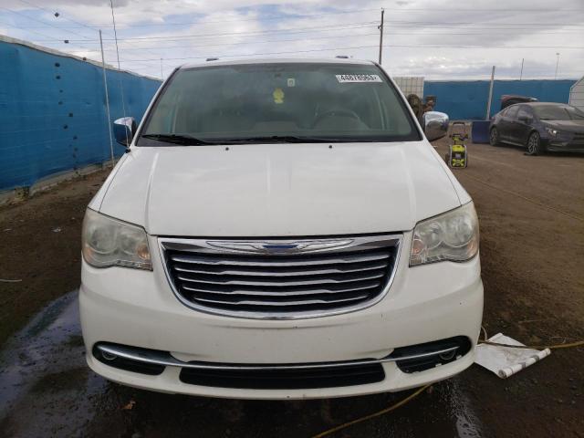 2C4RC1CGXCR125529 - 2012 CHRYSLER TOWN & COU TOURING L WHITE photo 5