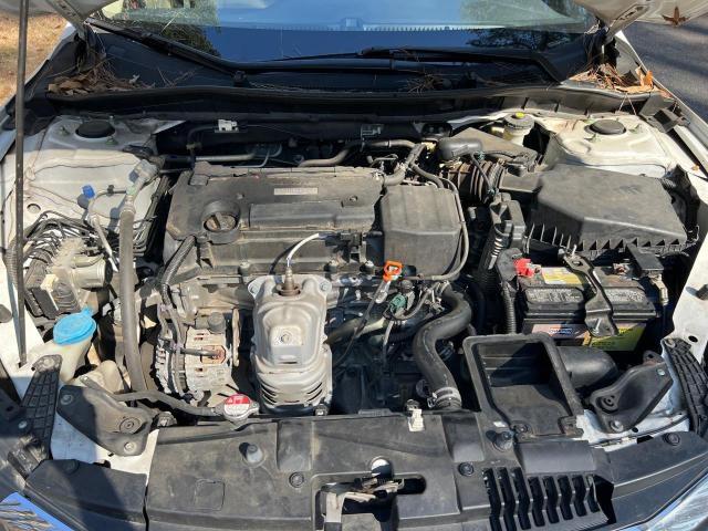 1HGCR2F39HA095391 - 2017 HONDA ACCORD LX WHITE photo 7