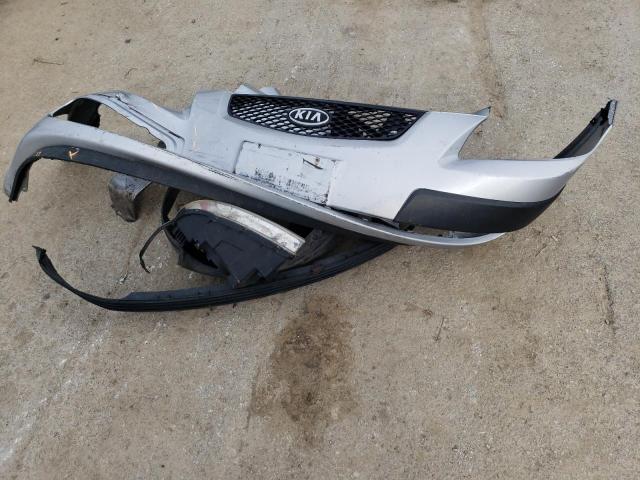 KNADE243696507138 - 2009 KIA RIO 5 SX SILVER photo 12