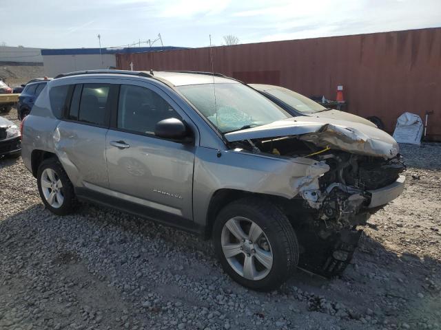 1C4NJCBA8GD633956 - 2016 JEEP COMPASS SPORT SILVER photo 4