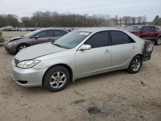 JTDBE32K920024391 - 2002 TOYOTA CAMRY LE SILVER photo 1