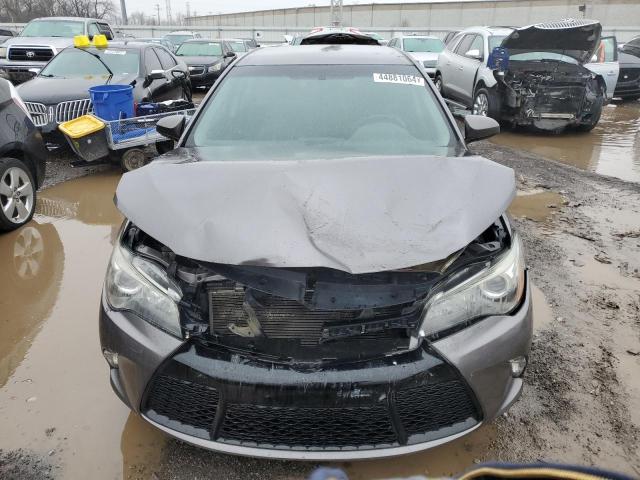4T1BF1FK3FU995912 - 2015 TOYOTA CAMRY LE GRAY photo 5