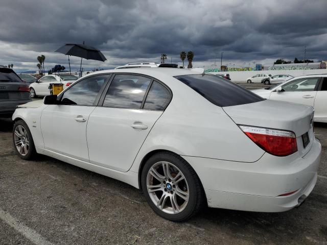 WBANV13579C156209 - 2009 BMW 528 XI WHITE photo 2