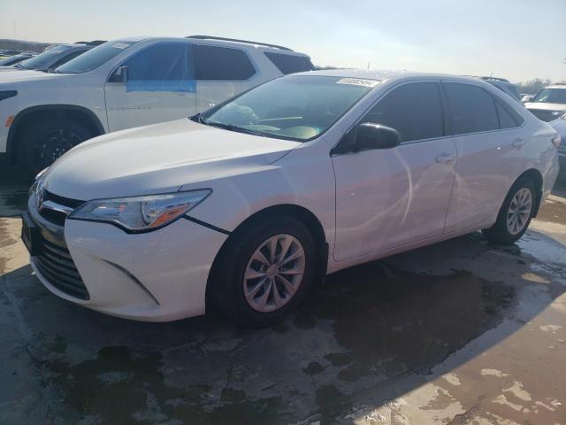 4T4BF1FK0FR461255 - 2015 TOYOTA CAMRY LE WHITE photo 1