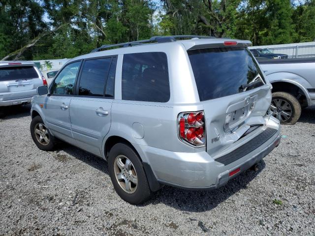 5FNYF283X8B027733 - 2008 HONDA PILOT SE SILVER photo 2