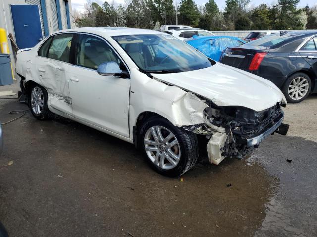3VWEF71K87M058388 - 2007 VOLKSWAGEN JETTA WOLFSBURG 白色 照片 4