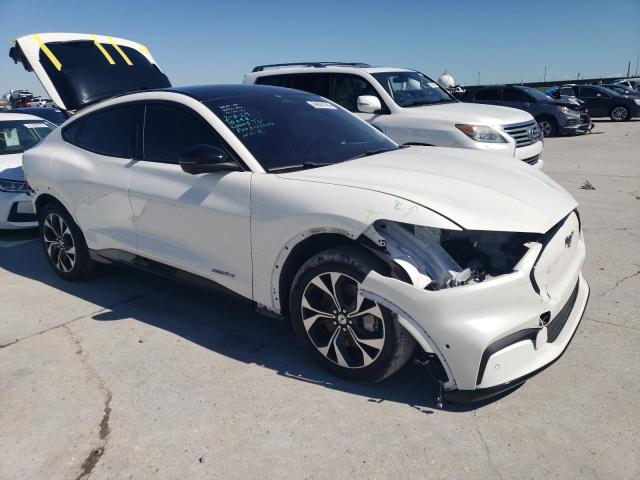 3FMTK3RM4MMA48131 - 2021 FORD MUSTANG MA PREMIUM WHITE photo 4