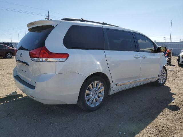 5TDDK3DCXBS017681 - 2011 TOYOTA SIENNA XLE WHITE photo 3