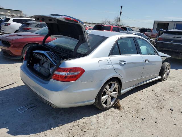 WDDHF5KB6DA678836 - 2013 MERCEDES-BENZ E 350 BLUE photo 3