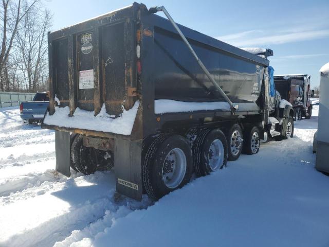 1M2AX07C2HM036949 - 2017 MACK 700 GU700 BLACK photo 4