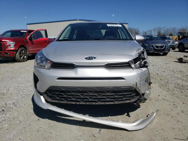 3KPA24AD2ME383038 - 2021 KIA RIO LX SILVER photo 5