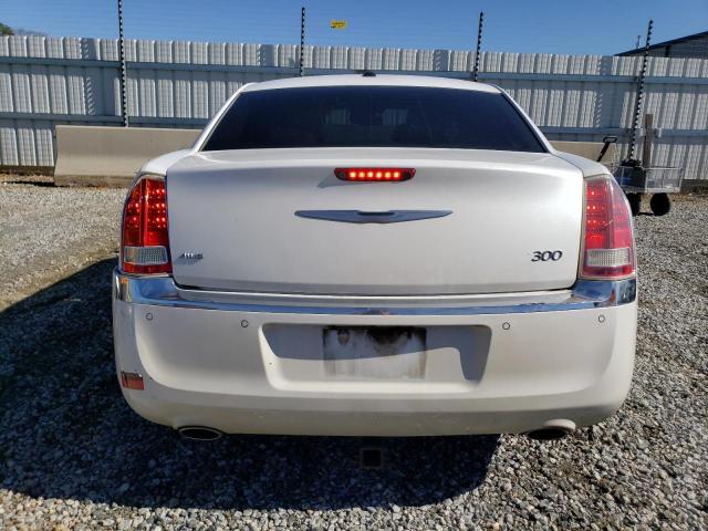 2C3CCAHG9CH184919 - 2012 CHRYSLER 300 LIMITED WHITE photo 6