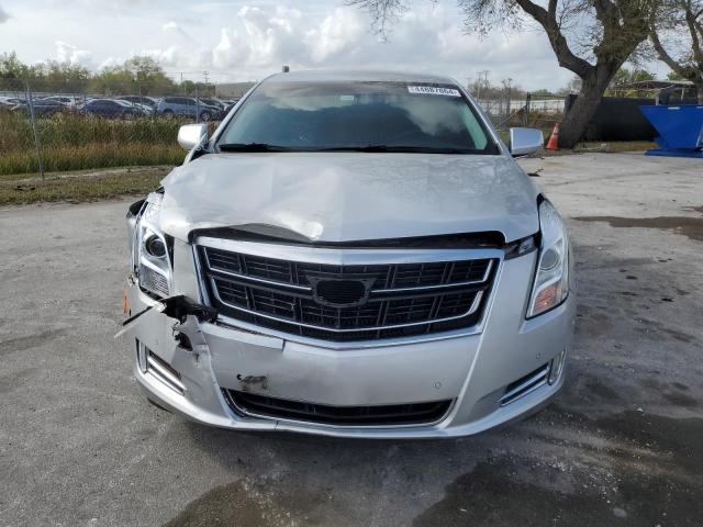 2G61M5S38H9145806 - 2017 CADILLAC XTS LUXURY SILVER photo 5