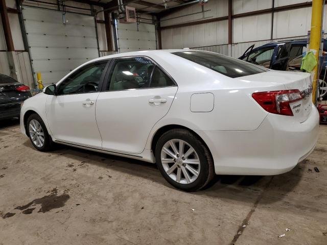 4T1BF1FK9EU405114 - 2014 TOYOTA CAMRY L WHITE photo 2