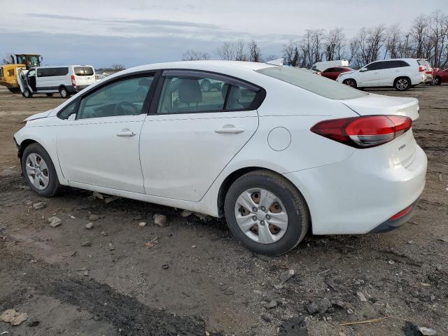 3KPFL4A76JE178251 - 2018 KIA FORTE LX WHITE photo 2