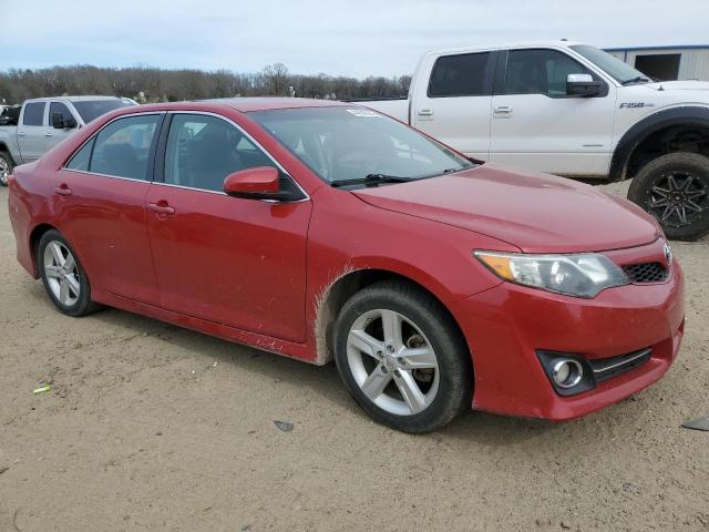 4T1BF1FK3EU774762 - 2014 TOYOTA CAMRY L RED photo 4