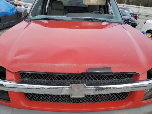 3GNEC13T42G329864 - 2002 CHEVROLET AVALANCHE C1500 RED photo 11