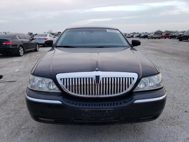 1LNHM85W33Y632124 - 2003 LINCOLN TOWN CARTIER L BLACK photo 5