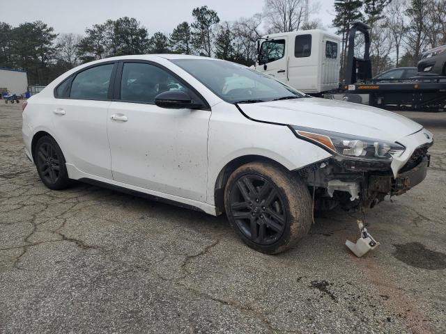 3KPF34AD1ME384314 - 2021 KIA FORTE GT LINE WHITE photo 4