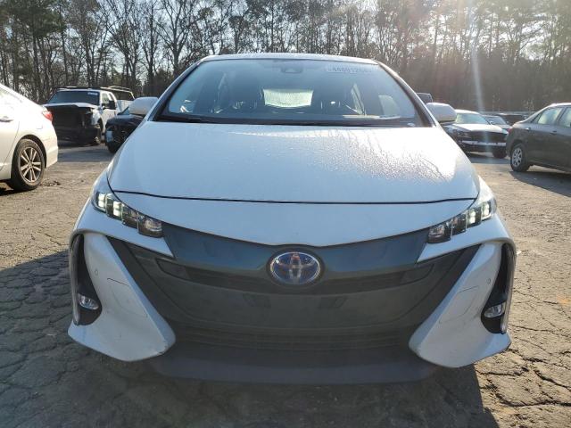 JTDKARFP5J3073511 - 2018 TOYOTA PRIUS PRIM WHITE photo 5