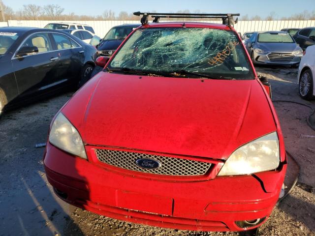 1FAFP38ZX5W135149 - 2005 FORD FOCUS ZX4 ST RED photo 5
