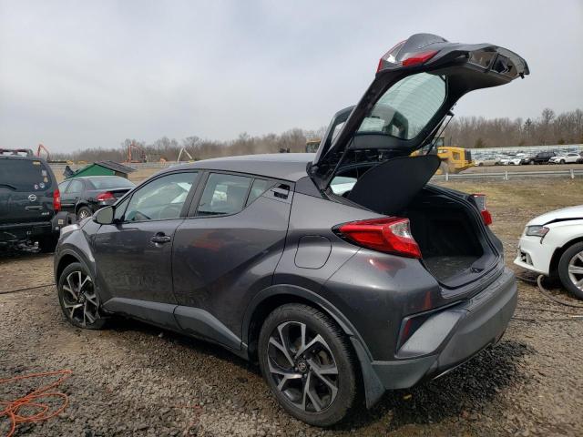 NMTKHMBXXJR032437 - 2018 TOYOTA C-HR XLE GRAY photo 2