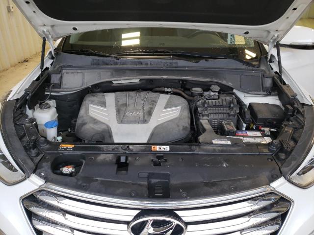 KM8SNDHF6GU135265 - 2016 HYUNDAI SANTA FE SE WHITE photo 11