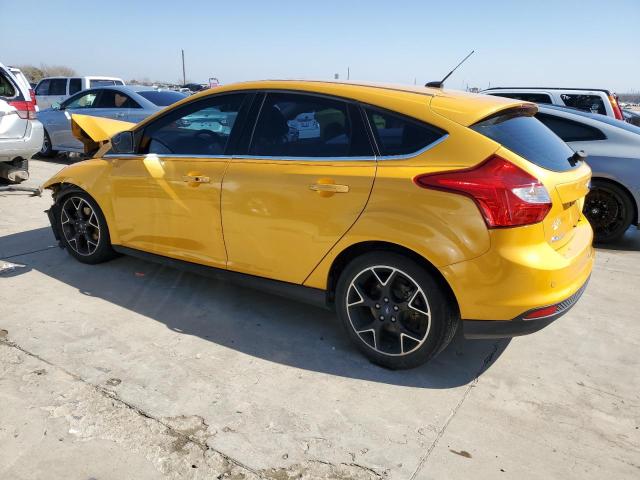 1FAHP3N24CL287376 - 2012 FORD FOCUS TITANIUM YELLOW photo 2