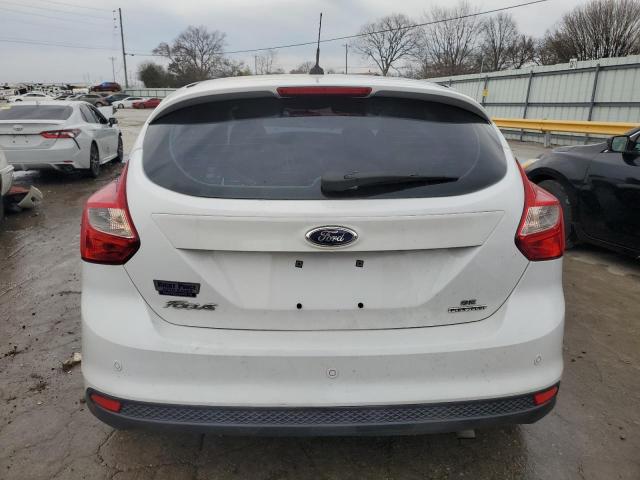 1FADP3K22EL180168 - 2014 FORD FOCUS SE WHITE photo 6