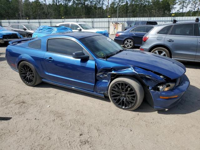 1ZVFT82H565125586 - 2006 FORD MUSTANG GT BLUE photo 4