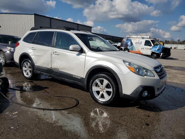 4S4BRCGCXD3308650 - 2013 SUBARU OUTBACK 2.5I PREMIUM WHITE photo 4