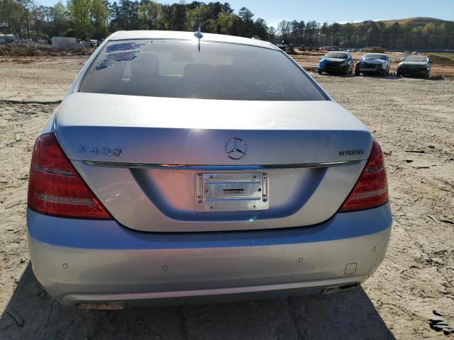 WDDNG9FB1AA311808 - 2010 MERCEDES-BENZ S 400 SILVER photo 6