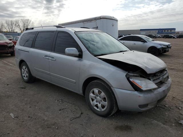 KNDMB233896310100 - 2009 KIA SEDONA EX SILVER photo 4