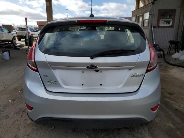 3FADP4EJ8KM101220 - 2019 FORD FIESTA SE SILVER photo 6