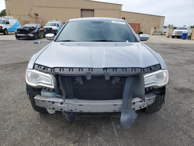 2C3CCAAG3DH633720 - 2013 CHRYSLER 300 SILVER photo 5