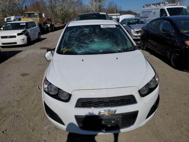 1G1JA6SG1G4170734 - 2016 CHEVROLET SONIC LS WHITE photo 5
