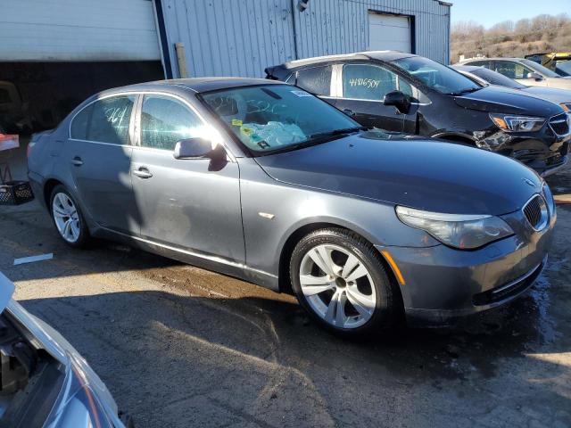 WBANU5C52AC126405 - 2010 BMW 528 I GRAY photo 4