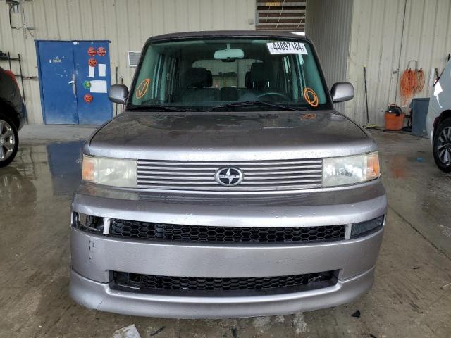 JTLKT324664120621 - 2006 TOYOTA SCION XB SILVER photo 5