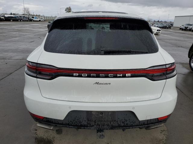 WP1AA2A5XLLB14113 - 2020 PORSCHE MACAN WHITE photo 6