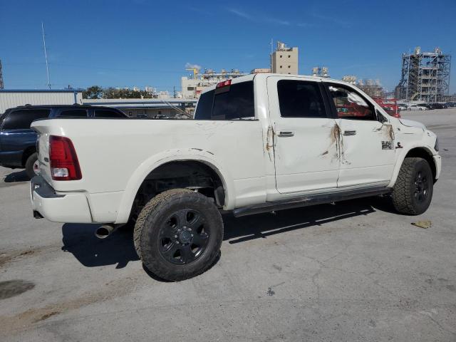 3C6UR5FL1JG193639 - 2018 RAM 2500 LARAMIE WHITE photo 3