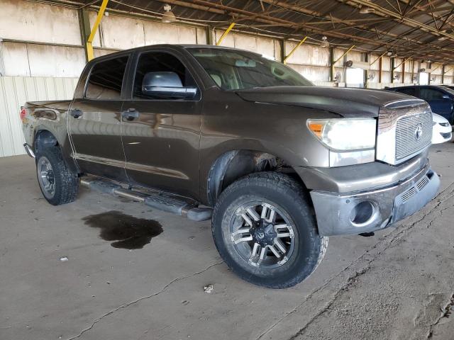 5TFEV54108X066624 - 2008 TOYOTA TUNDRA CREWMAX BROWN photo 4