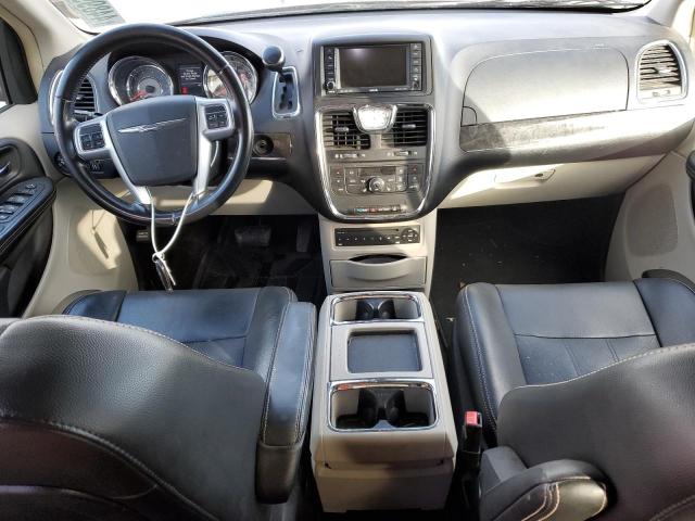 2A4RR8DG6BR704595 - 2011 CHRYSLER TOWN & COU TOURING L BLACK photo 8