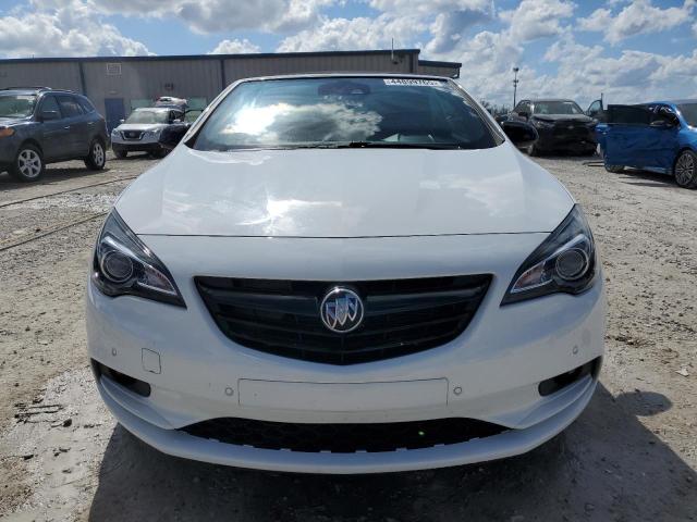 W04WJ3N50KG300252 - 2019 BUICK CASCADA SPORT TOURING WHITE photo 5